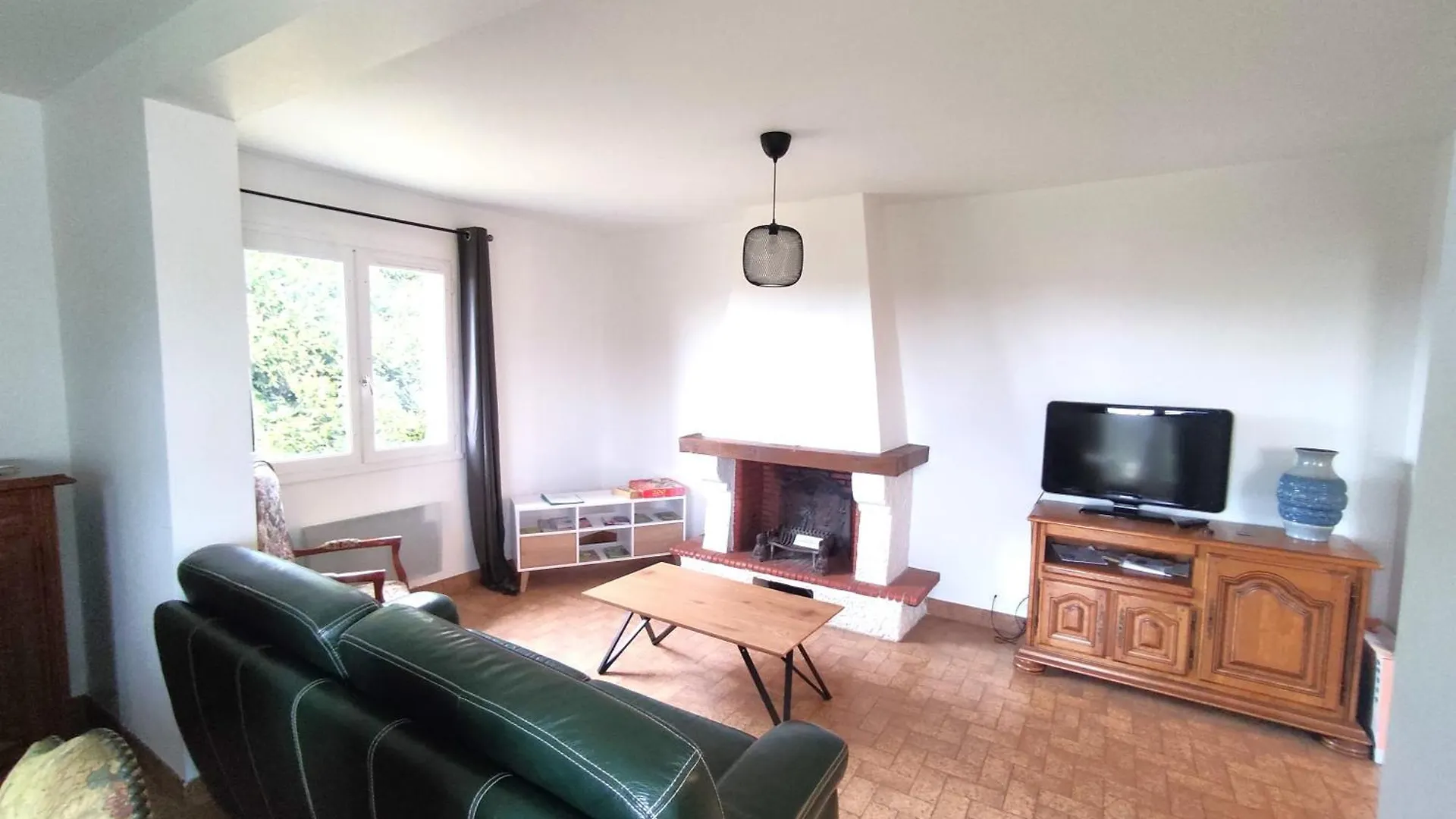 L\'Ecrin De Pauline - Grande Maison Au Calme A La Campagne contacts